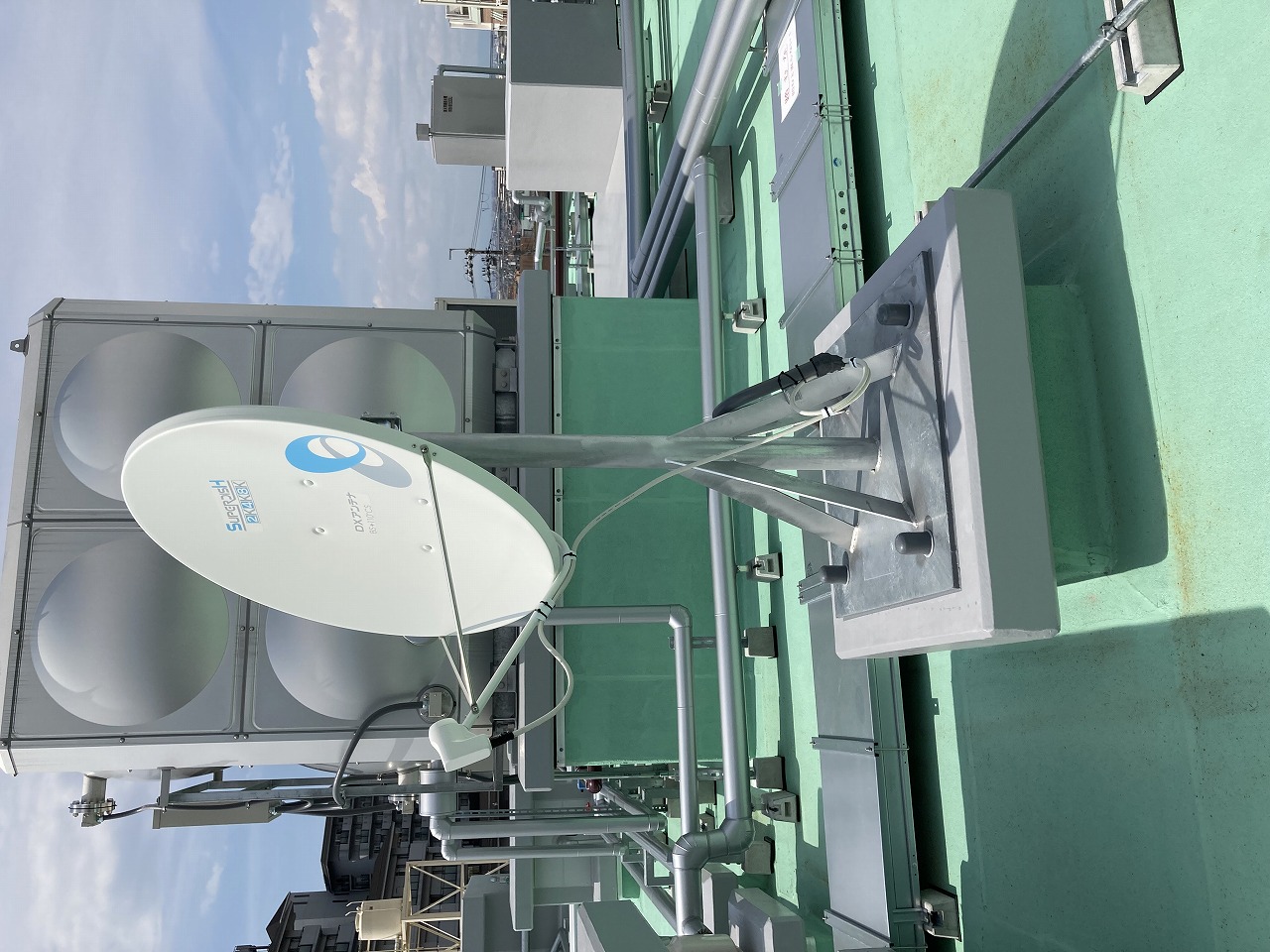 TV共聴設備のアンテナ工事を完了致しました。