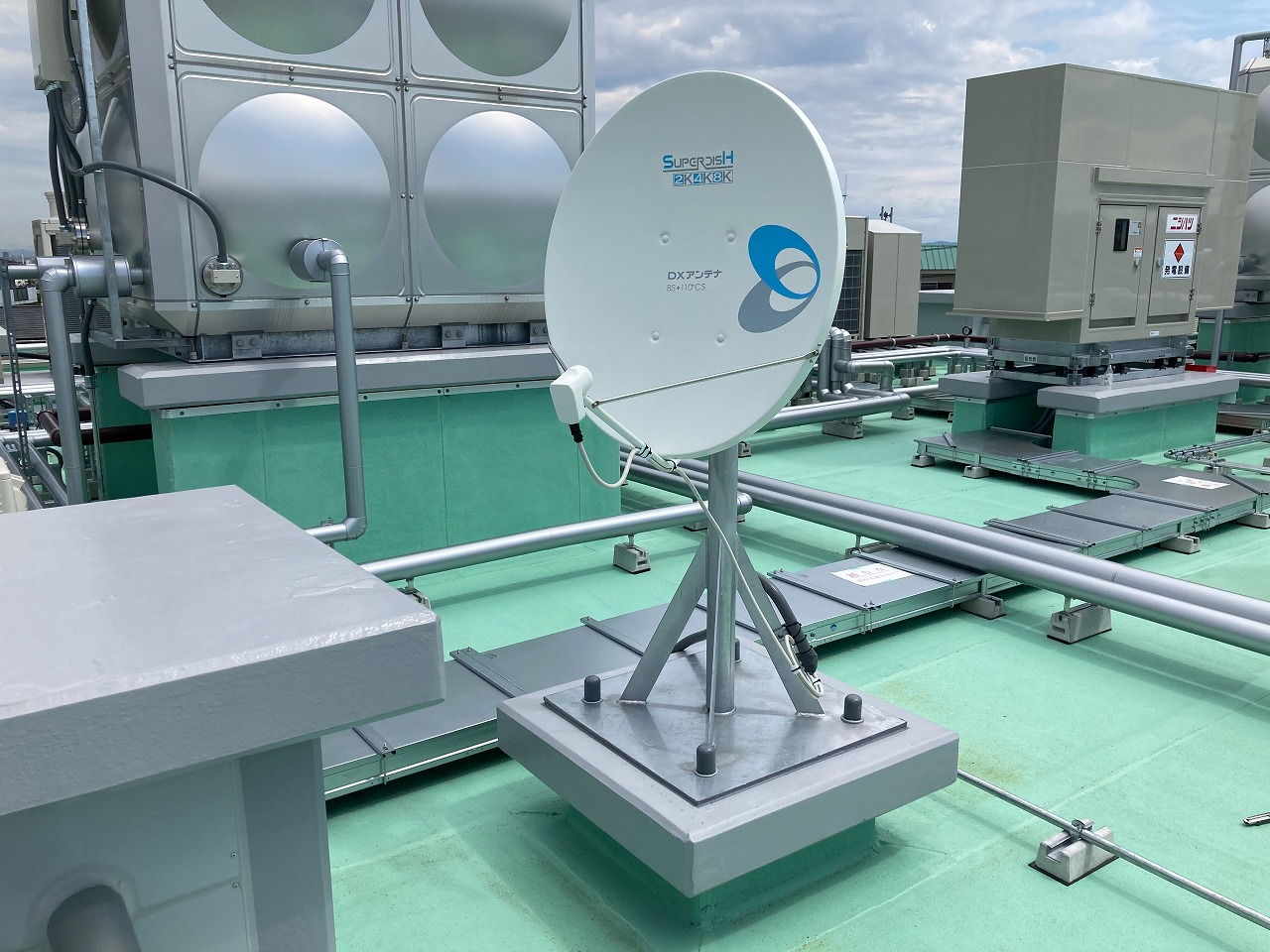 TV共聴設備のアンテナ工事を完了致しました。
